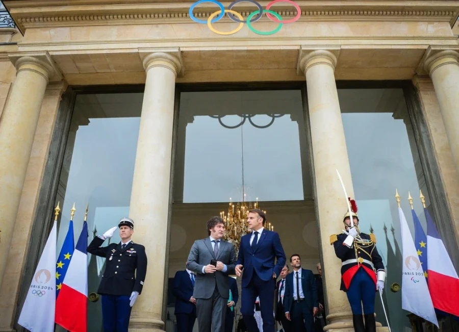 Milei y Macron, encuentro en Par&iacute;s.