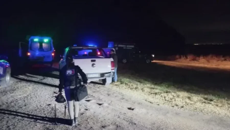 Alrededor de la v&iacute;ctima hab&iacute;a cuatro vainas pertenecientes a un arma calibre 9 mil&iacute;metros.