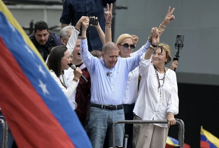 Edmundo Gonz&aacute;lez Urrutia.