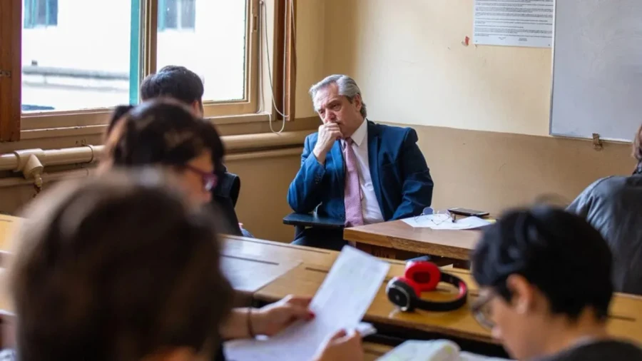 Ex presidente Alberto Fern&aacute;ndez.