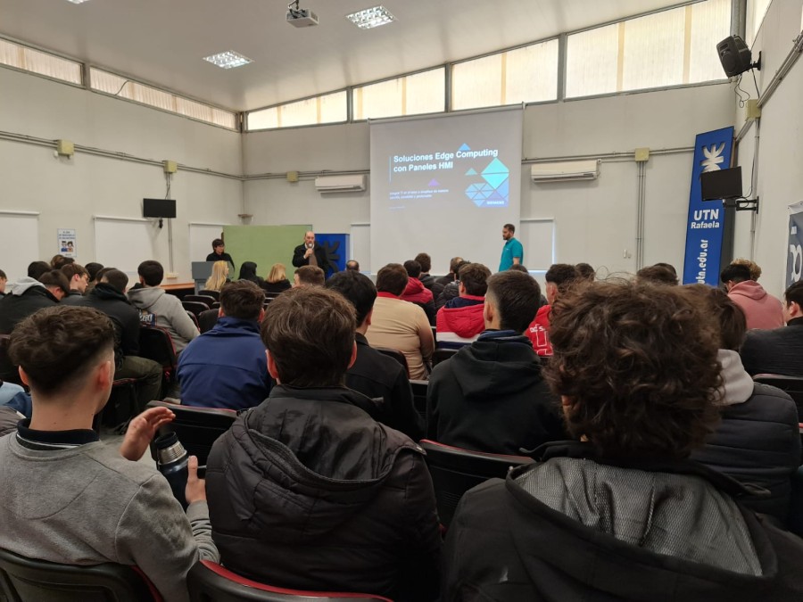 Se realiz&oacute; la 5ta Jornada de Ingenier&iacute;a Electromec&aacute;nica &ldquo;Fronteras. Conectando conocimientos".
