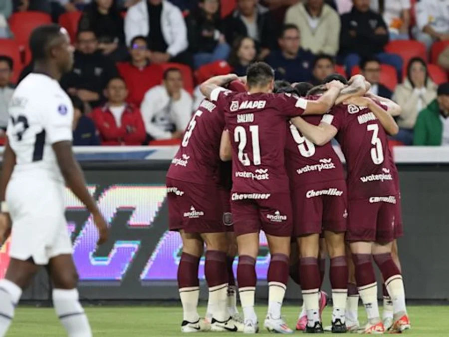SE TRAJO LA VENTAJA./ El equipo de Zielinski gan&oacute; en Ecuador.