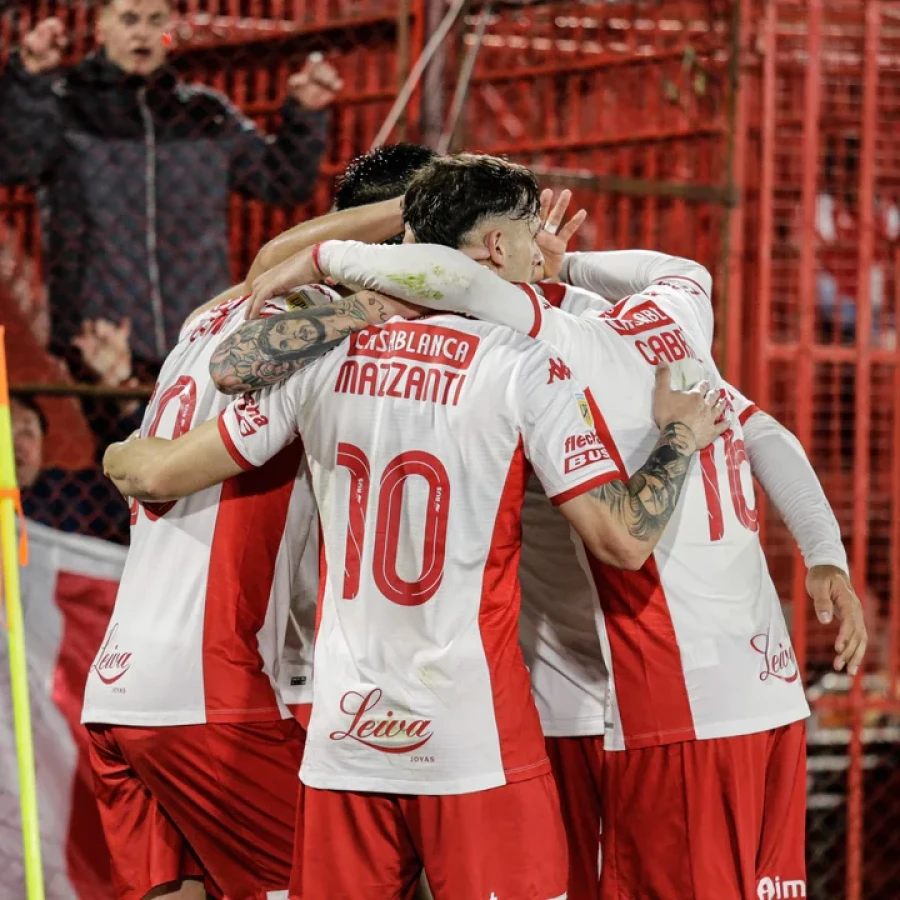 LIDER./ Le gan&oacute; a Belgrano.