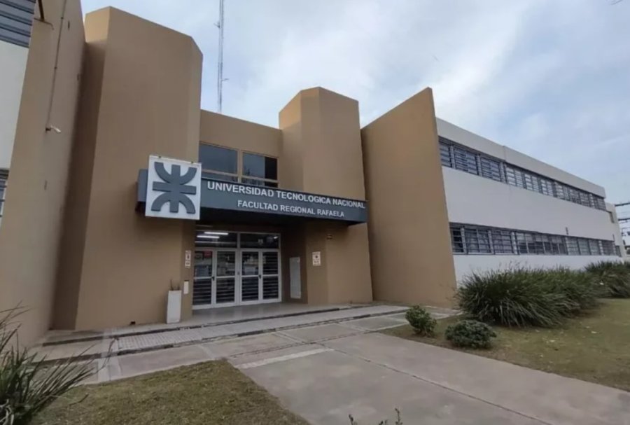 La Universidad Tecnol&oacute;gica Nacional celebra su 76&deg; aniversario.