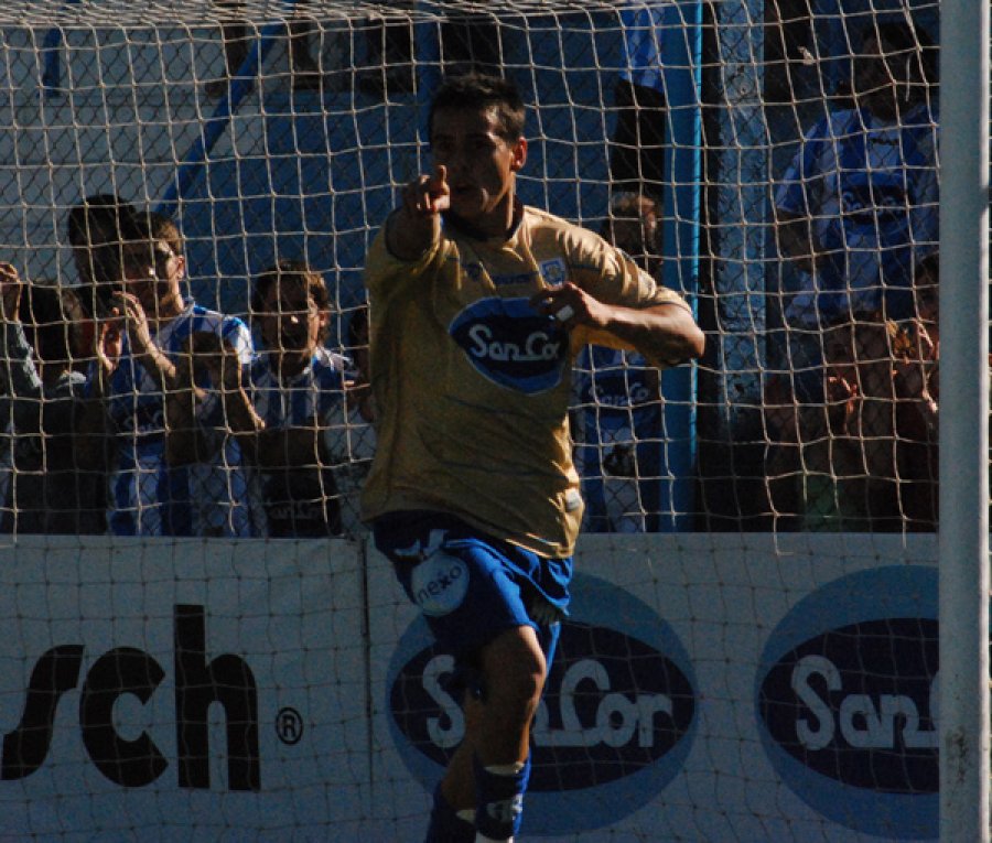 IV&Aacute;N JU&Aacute;REZ, EL NUEVO DT QUE TENDR&Aacute; LA CREMA