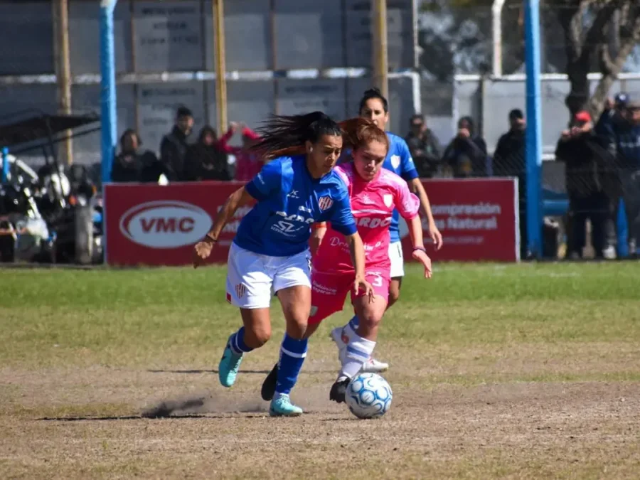 NO PUDO SER. El equipo rafaelino perdi&oacute; de local.