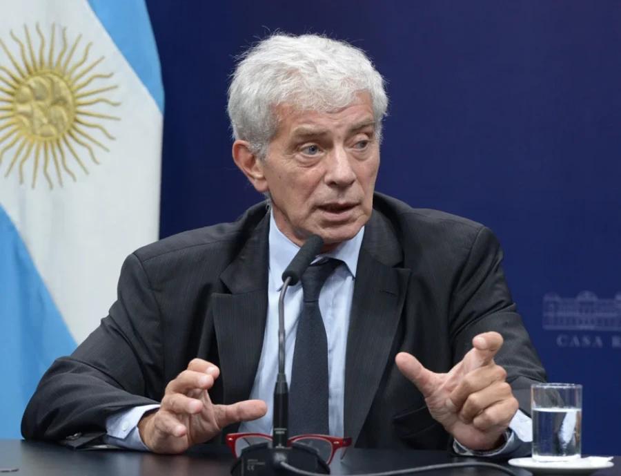 Mariano C&uacute;neo Libarona.