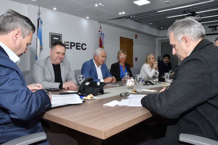 La inversi&oacute;n en parques solares permitir&aacute; que la provincia de C&oacute;rdoba se posicione como referente en sostenibilidad y eficiencia energ&eacute;tica dentro del pa&iacute;s.