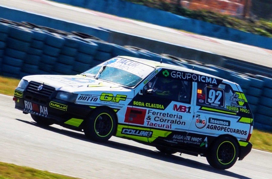 Lucio Rodr&iacute;guez finaliz&oacute; cuarto en una excelente labor en la Clase 1 del Turismo Pista.