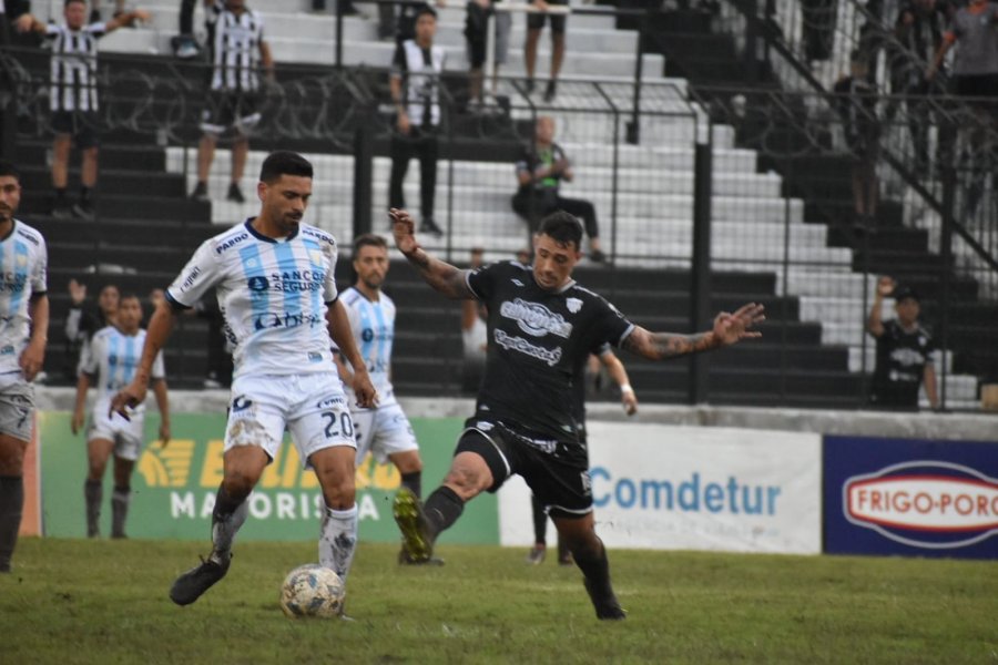 ATL&Eacute;TICO DE RAFAELA RECIBIR&Aacute; ESTE VIERNES A CHACO FOR EVER