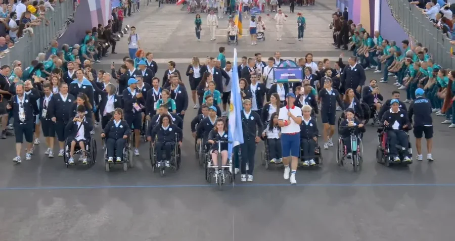 La delegaci&oacute;n Argentina pas&oacute; por la ceremonia de apertura de los JJ.PP.