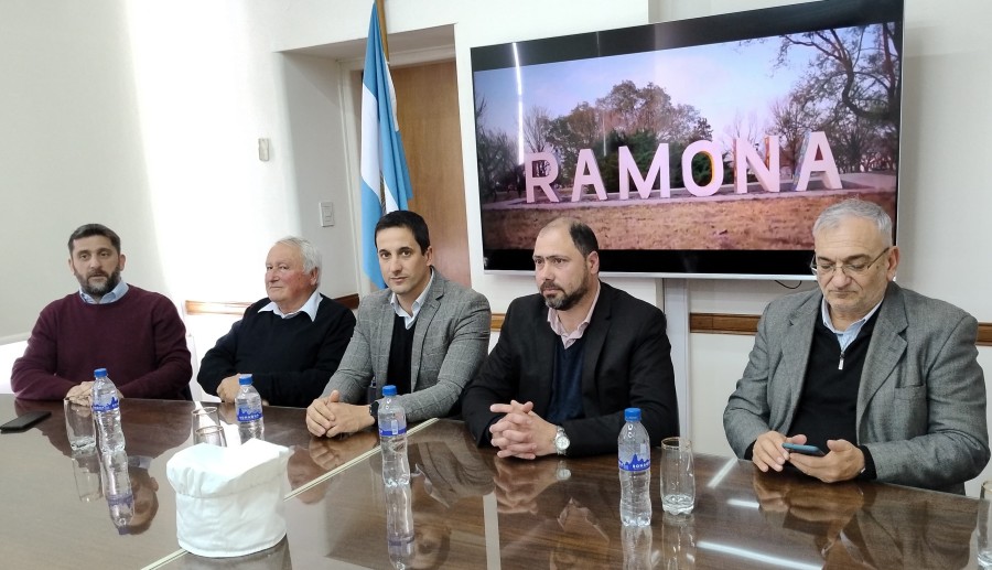 PRESENTACIÓN. Un momento del encuentro llevado a cabo en el Ministerio de Desarrollo Productivo.