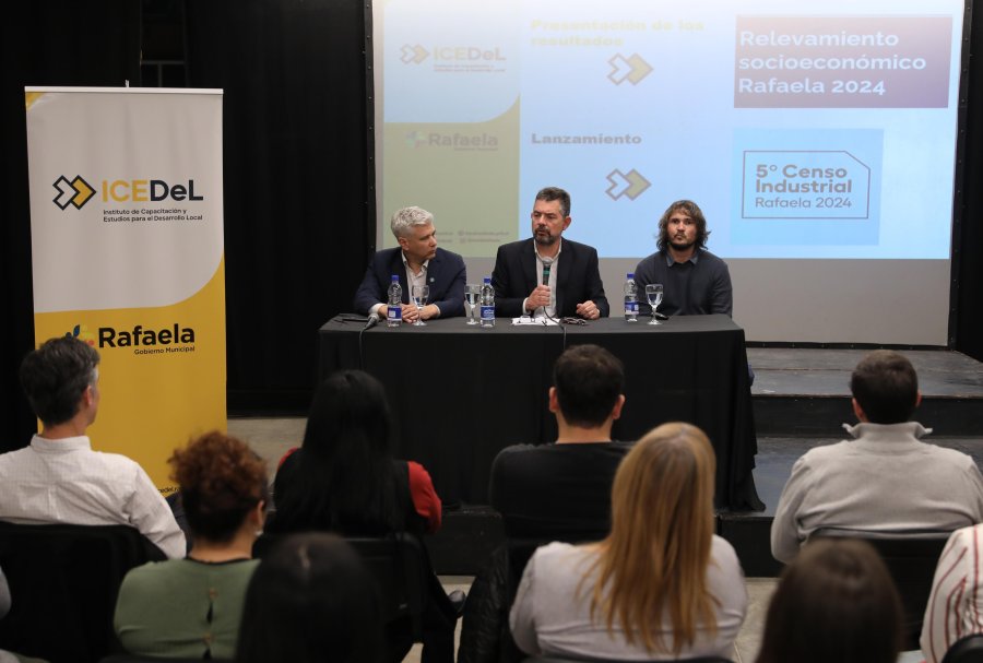 Mauricio Rizzotto, Germ&aacute;n Bottero y Mario Garrappa durante la presentaci&oacute;n de los resultados del Relevamiento Socioecon&oacute;mico 2024.