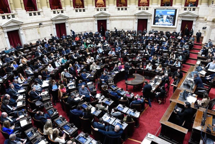 CONGRESO. A veces los pol&iacute;ticos aprueban proyectos "pol&iacute;ticamente correctos" que generan un mayor gasto al Estado, pero no resuelven de d&oacute;nde sacar los fondos para financiarlas.