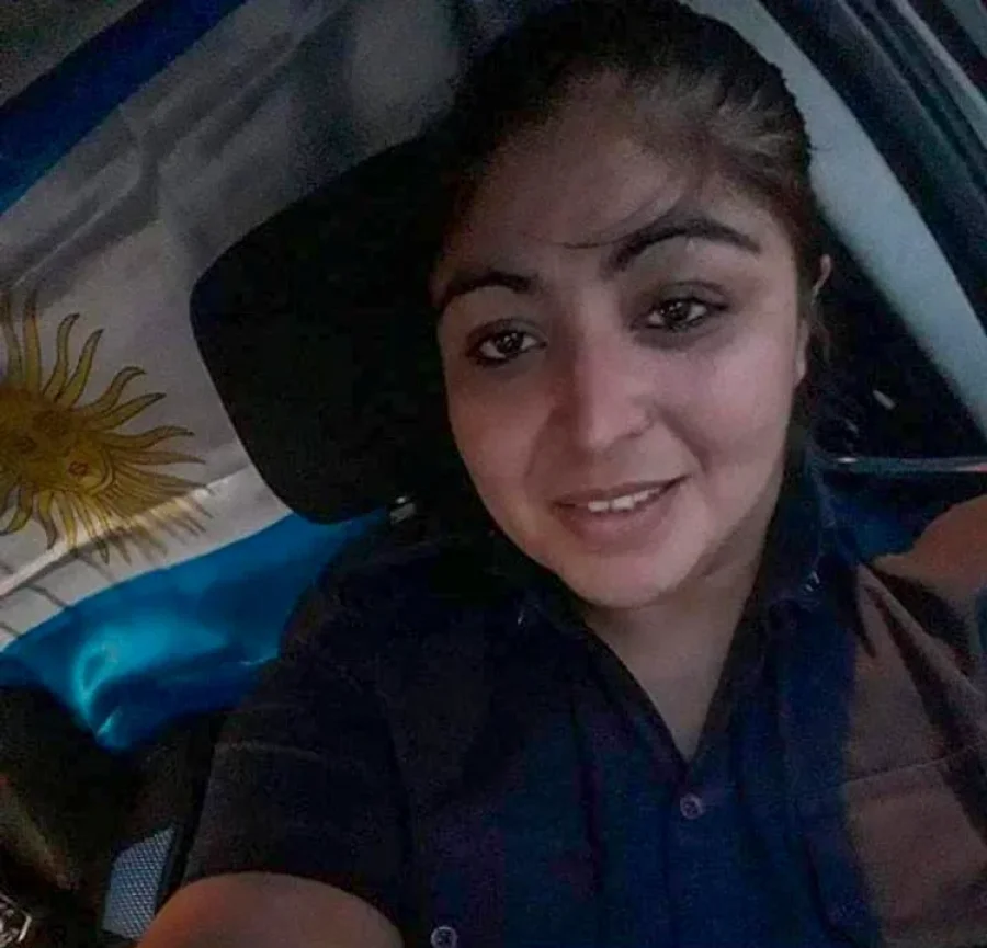 La sargento Daniela Luna apareci&oacute; asesinada dentro de un auto.