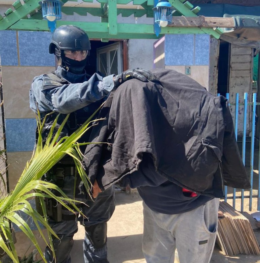 Un t&iacute;o y su sobrino fueron detenidos en Balnearia, localidad ubicada cerca de Mar Chiquita a 100 km de Rafaela.