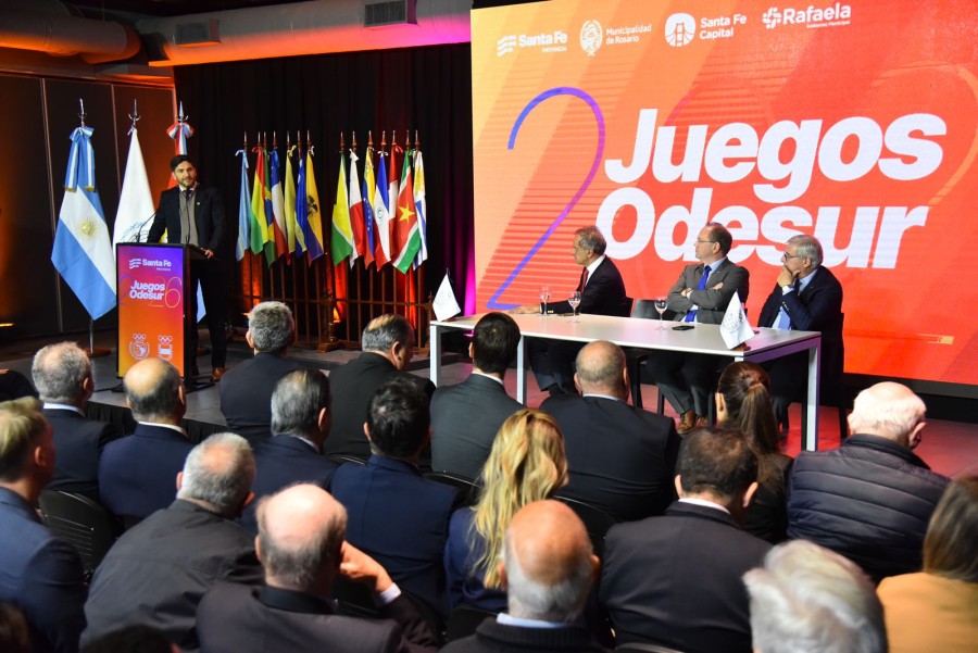 ACTO./ Se realiz&oacute; en Rosario con autoridades y funcionarios.