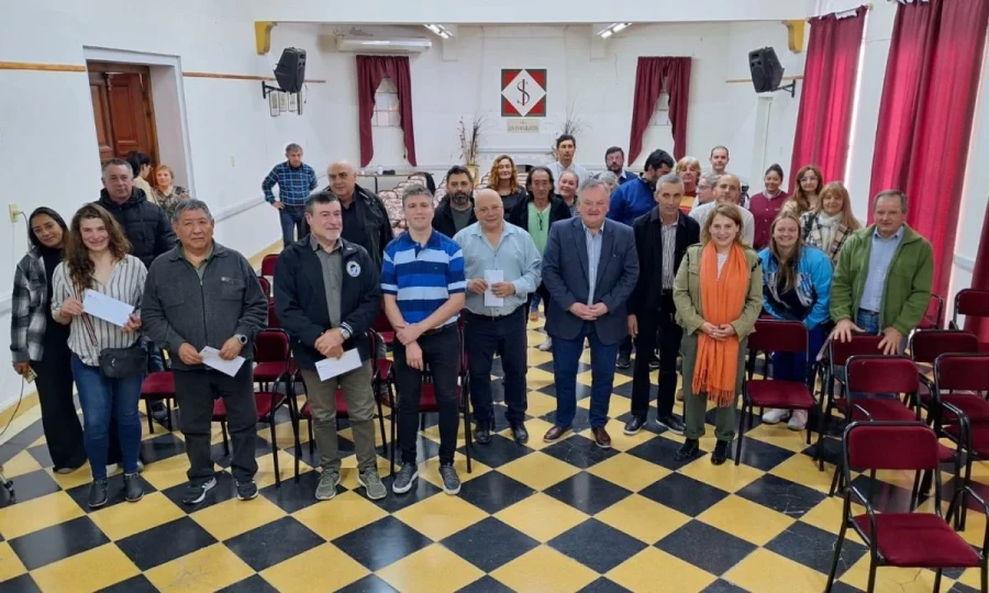 Los participantes del acto en San Crist&oacute;bal.
