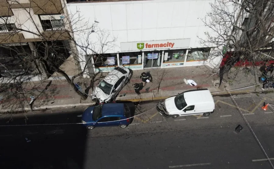 Las autoridades creen que se habr&iacute;a descompensado y avanz&oacute; a toda velocidad. Ahora est&aacute; internado bajo custodia policial.