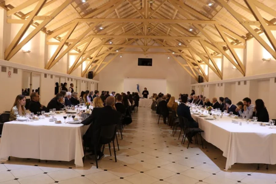 El asado que organiz&oacute; Javier Milei en la Quinta de Olivos.