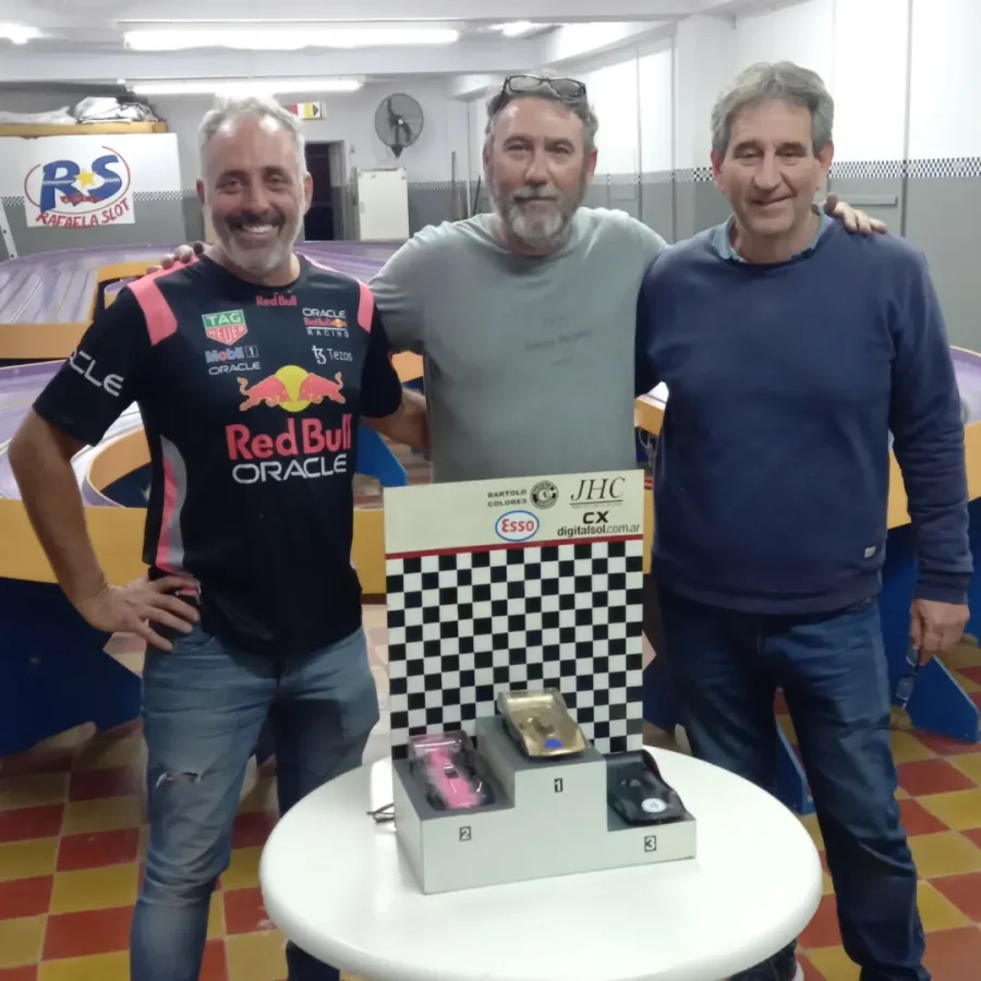 PODIO FECHA INICIAL.: 2) Jos&eacute; Picotto, 1) Jos&eacute; Foti, 3) Horacio Savino.