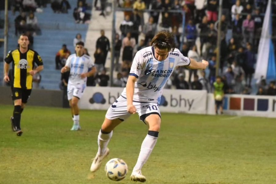 ATL&Eacute;TICO SIGUE SIN PODER GANAR Y SE LE ACORTA EL TIEMPO PARA ESCAPARLE AL DESCENSO