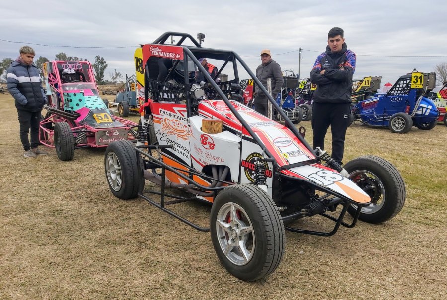 Cristian Fern&aacute;ndez y Carlos Boscatti, protagonistas del Midgets Show and Power.