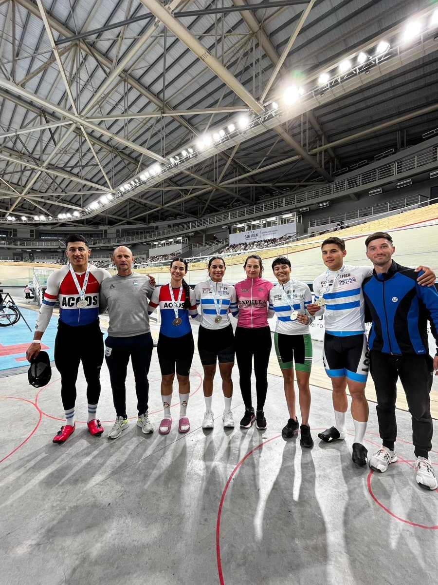 GRAN ARGENTINO. Parte del equipo que brill&oacute; en San Juan.