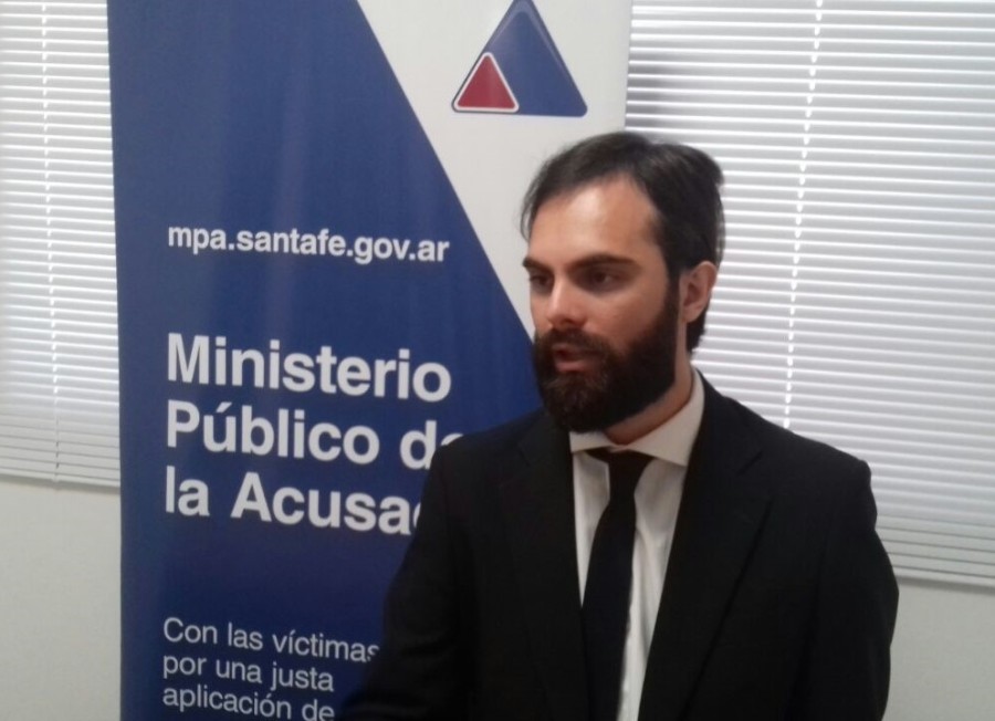 El fiscal Ezequiel Hern&aacute;ndez se&ntilde;al&oacute; que "golpearon a la v&iacute;ctima en el est&oacute;mago al menos dos veces con la culata de una escopeta".