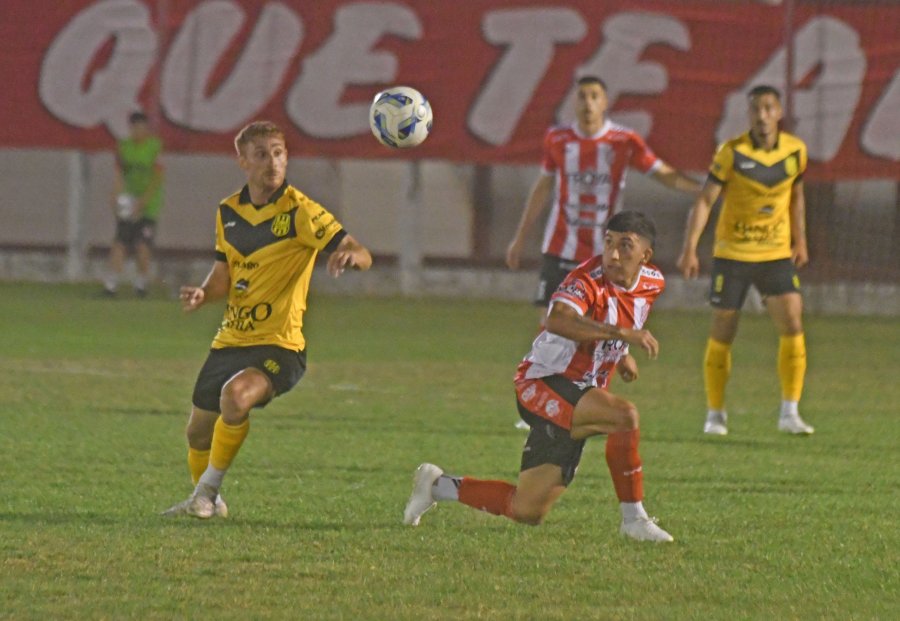UN GRAN PARTIDO. El equipo rafaelino logr&oacute; una victoria incuestionable.