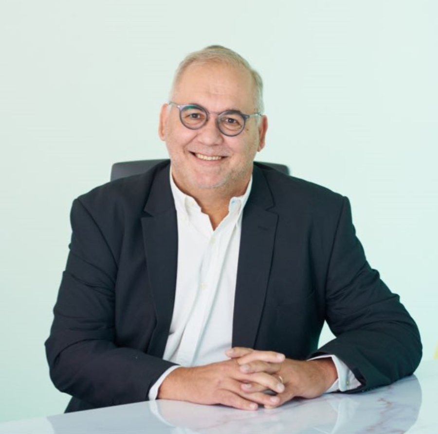 Despu&eacute;s de 20 a&ntilde;os de labor dirigencial, Gabriel Corrado tiene grandes chances de presidir el CCIRR.