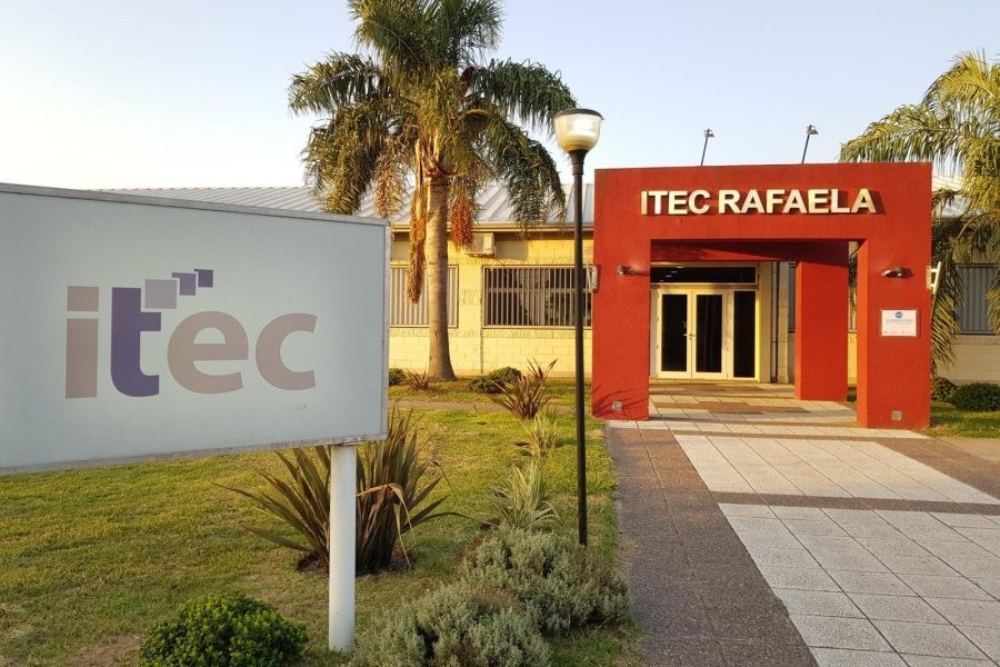 Tecnicaturas universitarias cortas con r&aacute;pida salida laboral.