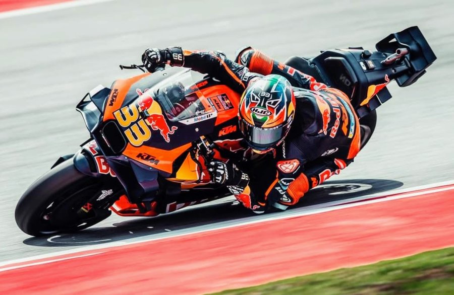 Brad Binder logr&oacute; el mejor tiempo en la Pr&aacute;ctica que realiz&oacute; este viernes MotoGP.