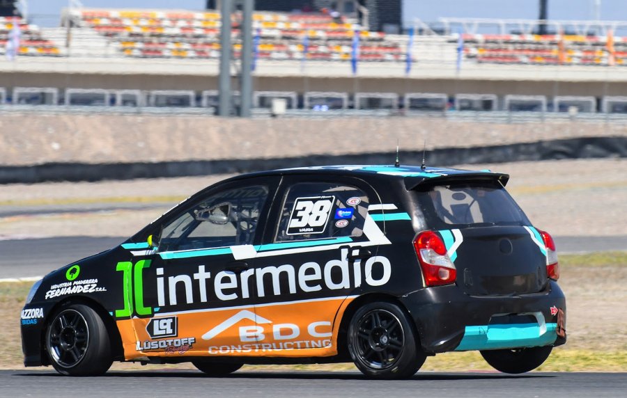 Cristian Vaira fue 28&deg; con el Etios en la primera clasificaci&oacute;n de la Clase 2.
