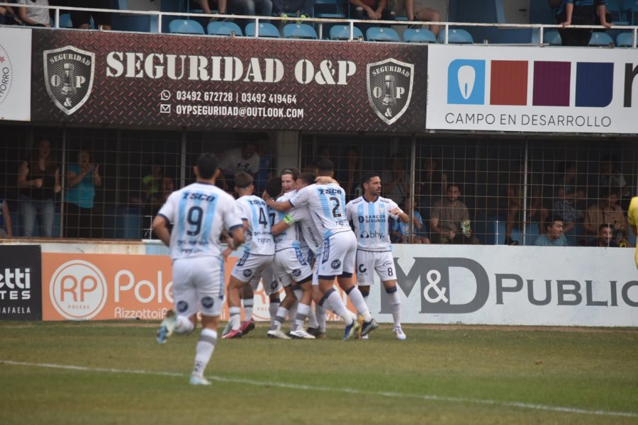 LA CREMA SUPER&Oacute; AL BOHEMIO Y MANTIENE SU ILUSI&Oacute;N DE PERMANENCIA