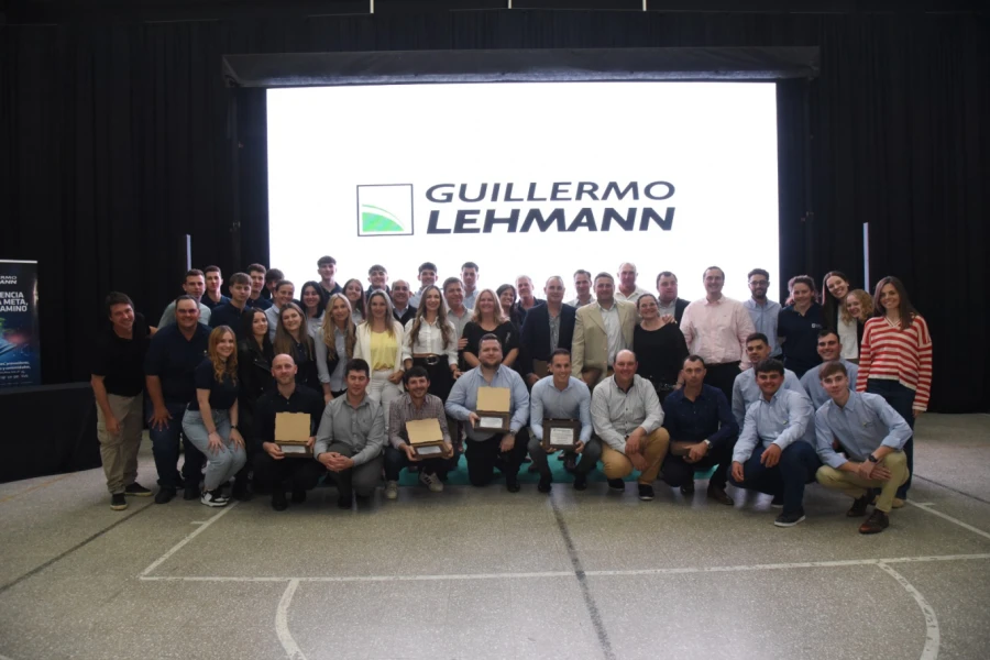 El Grupo Juvenil de la Cooperativa Guillermo Lehmann conmemor&oacute; su 25&deg; Aniversario con una noche emotiva en la Asamblea General Ordinaria del Ejercicio 2023/2024.