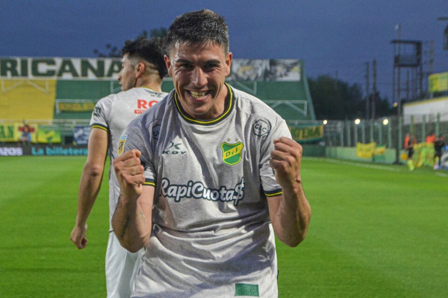 Miritello celebra el primero de su cosecha para el Halc&oacute;n