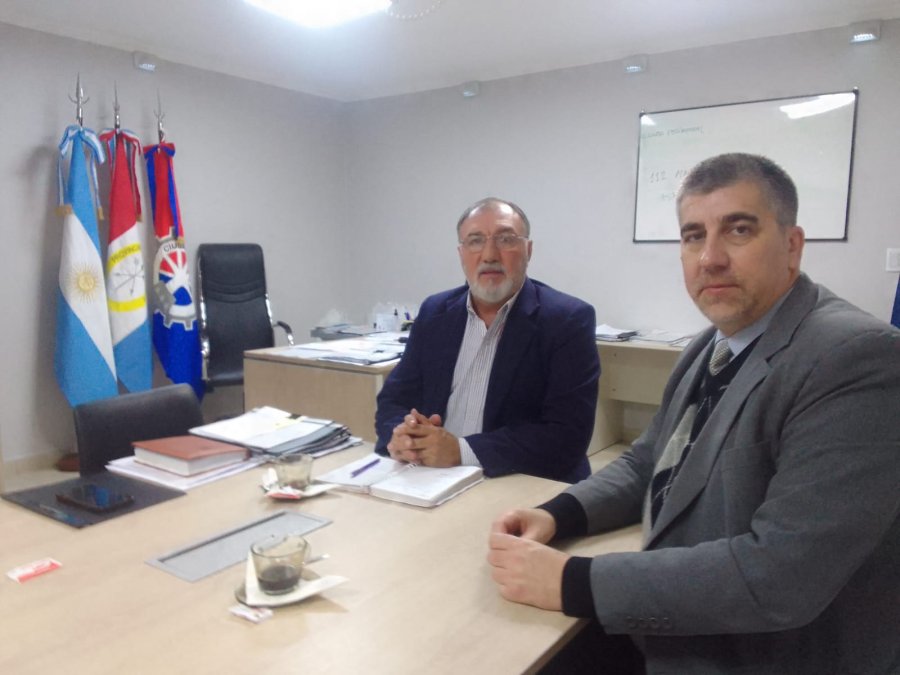 Oscar Alfredo Mart&iacute;nez junto a Carlos Mar&iacute;a Vottero, fiscal regional 5.