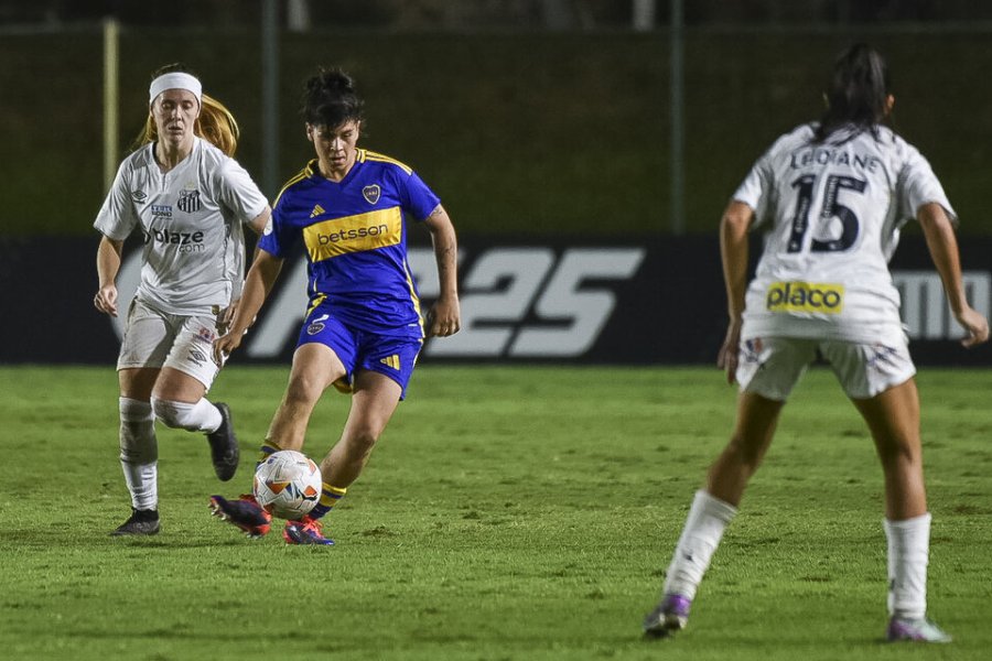 Boca limpi&oacute; a Santos en Asunci&oacute;n..