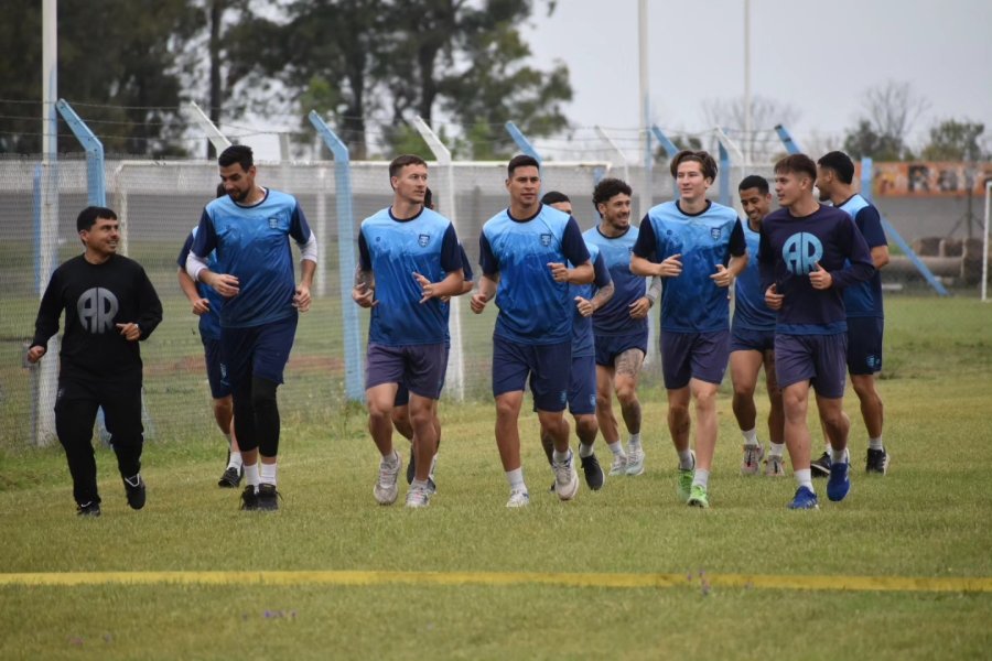 ATL&Eacute;TICO TRABAJA CON LA CABEZA PUESTA EN ALMIRANTE BROWN