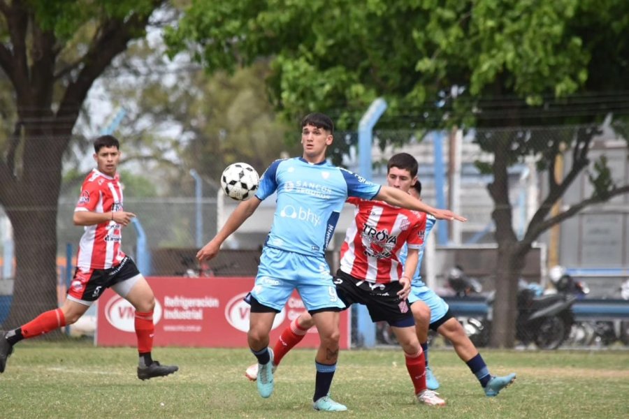 LA CREMA SUPER&Oacute; AL LE&Oacute;N EN EL CL&Aacute;SICO RAFAELINO