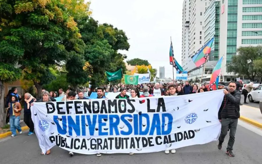 NUEVA MEDIDA DE FUERZA. Desde Santa Fe afirmaron que adherir&aacute;n al paro nacional decidido en un plenario de Conadu Hist&oacute;rica.