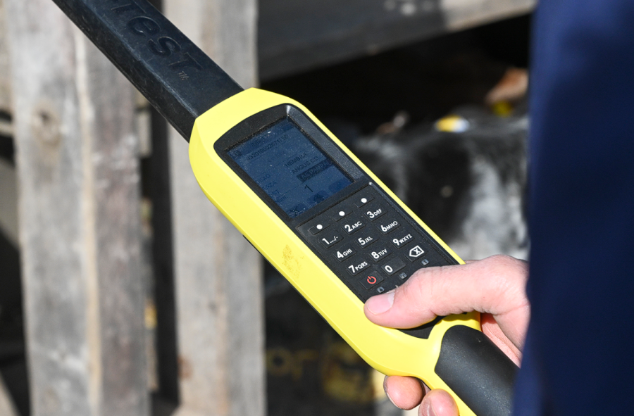 DISPOSITIVO. El Estado proveer&aacute; el equipamiento a todos los productores del pa&iacute;s hasta cubrir el stock vigente.