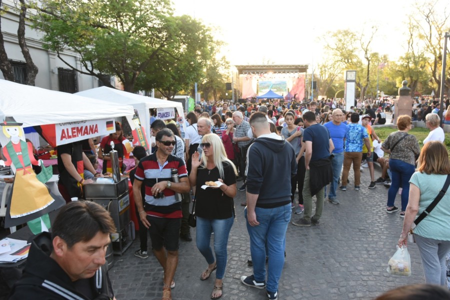 ARRANCAN LOS FESTEJOS. Se viene un encuentro de sabores, sonidos y tradiciones en la previa de un nuevo aniversario de la ciudad.