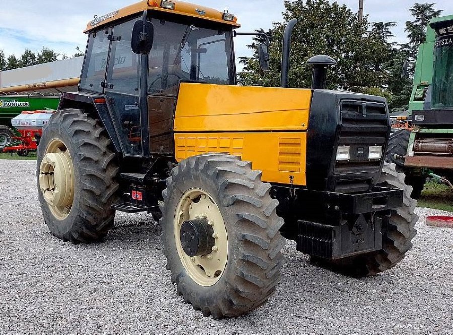 Dos tractores marca Valtra Valmet similares a este fueron sustraidos y recuperados. Est&aacute;n valuados en U$S 93.000.