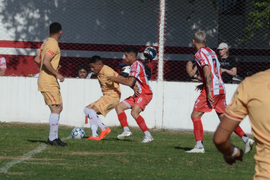 PASO EN FALSO. No fue la tarde de Ferro.