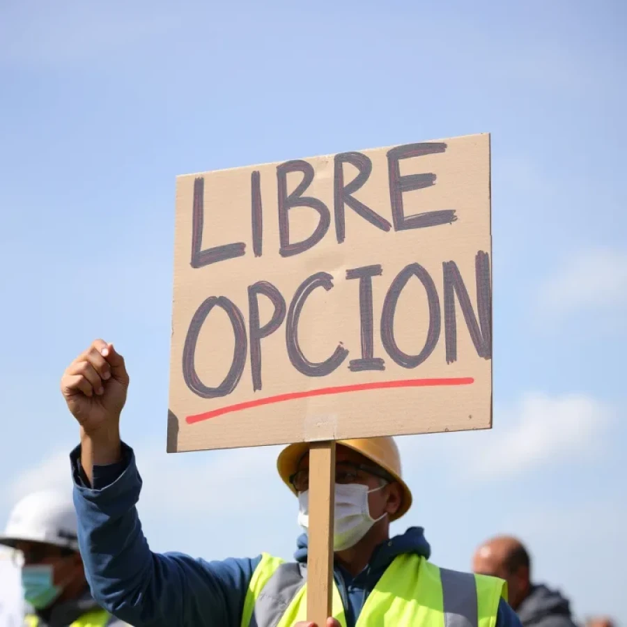 Los trabajadores podr&aacute;n elegir obra social y cambiar cada 12 meses.