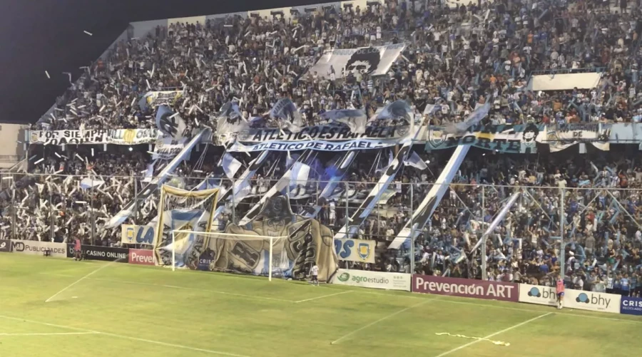 Los hinchas de la Crema podr&aacute;n acomodar a su equipo en la final de San Nicol&aacute;s