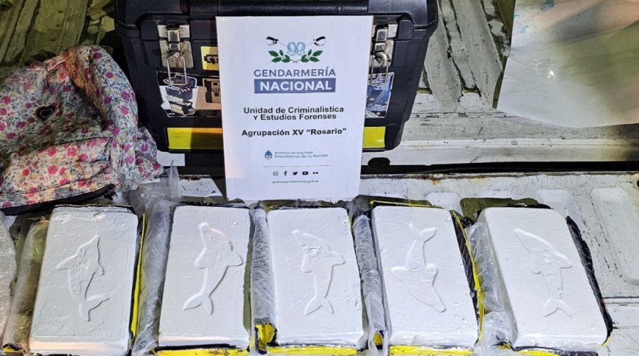 Narcotest: arroj&oacute; resultado positivo para clorhidrato de coca&iacute;na, totalizando 5 kilos 189 gramos.