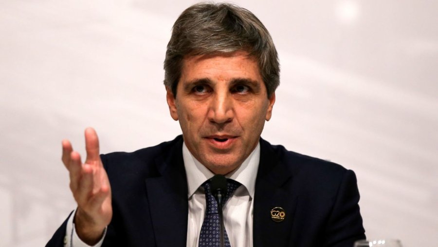 LUIS CAPUTO. Realiz&oacute; el anuncio a trav&eacute;s de su cuenta en la red social X.
